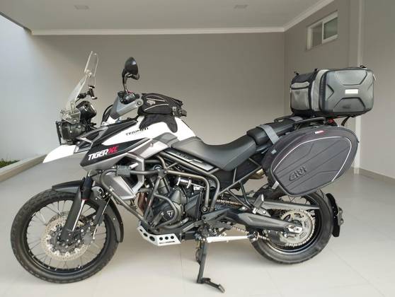 TRIUMPH TIGER 800XC TRIUMPH TIGER 800XC